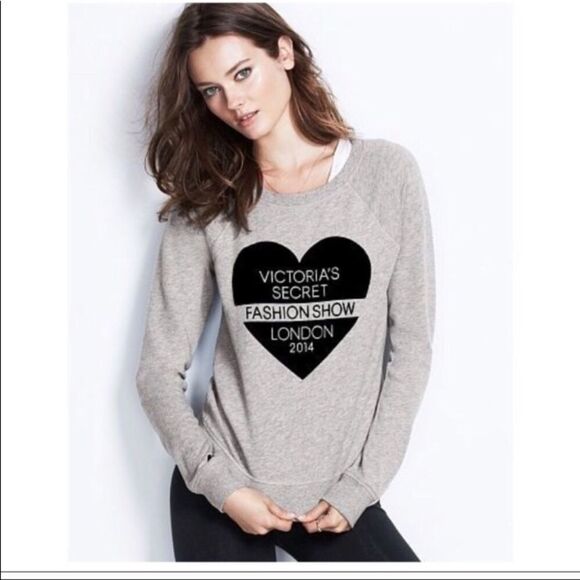VICTORIA secret/PINK Sweater - Picture 1 of 5